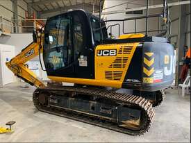 JCB JS 130 LT - picture1' - Click to enlarge