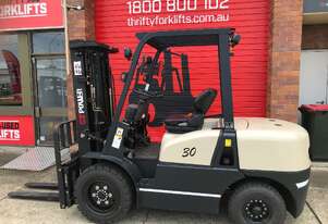 FD30 DIESEL CT POWER 3 STAGE 4500mm CONTAINER MAST