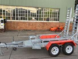 Green Trailers Plant - picture2' - Click to enlarge