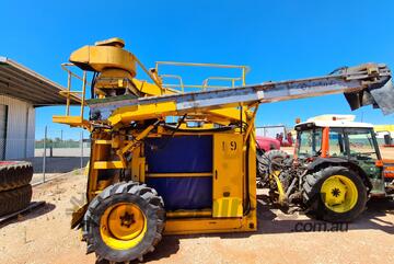 Gregoire G60 Tow Behind Grape Harvester