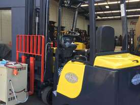 Aisle-Master Narrow Aisle 20SE Articulated Electric Forklift- Refurbished AC Model - picture2' - Click to enlarge