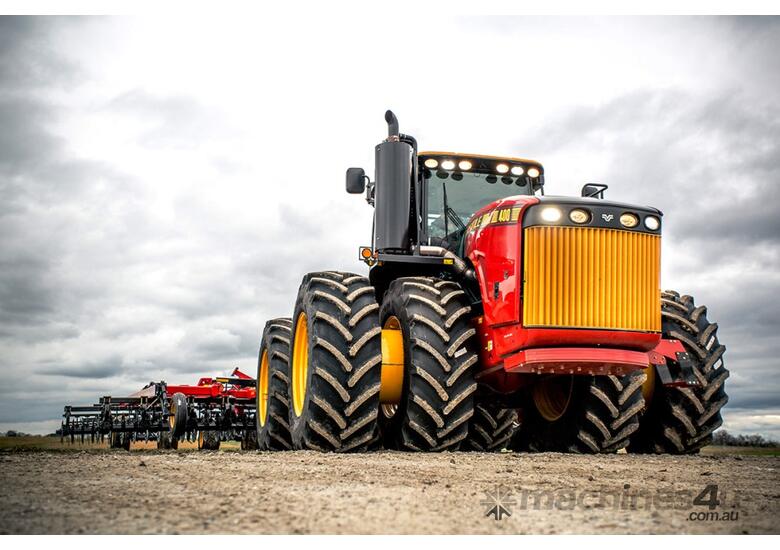 caption Versatile Tractor 4WD 425hp