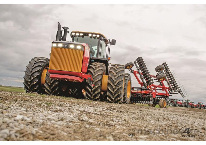 caption Versatile Tractor 4WD 425hp