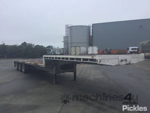 Unbranded Tri Axle Drop Deck Trailer