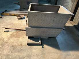 Forklift Tipping Bin - picture1' - Click to enlarge