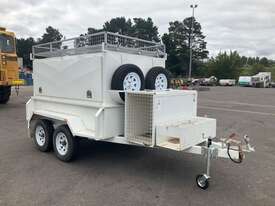 2014 Resort 8x5 8x5 Enclosed Box Trailer - picture0' - Click to enlarge