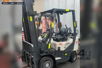 ACTIVE FORKLIFTS - Crown 1.8 Ton Forklift | 4m Lift Height | Side Shift Attachment inc