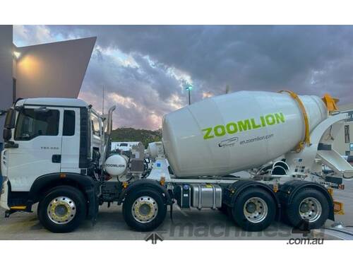 ADS - SINO SITRAK 2023 T5G 8X4 ZOOMLION AGI, Leather Seats, Climate Control