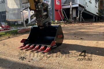 AUSTRALIAN MADE GEAR 600 GP/Digging Bucket 1.5-2T EXCAVATORS