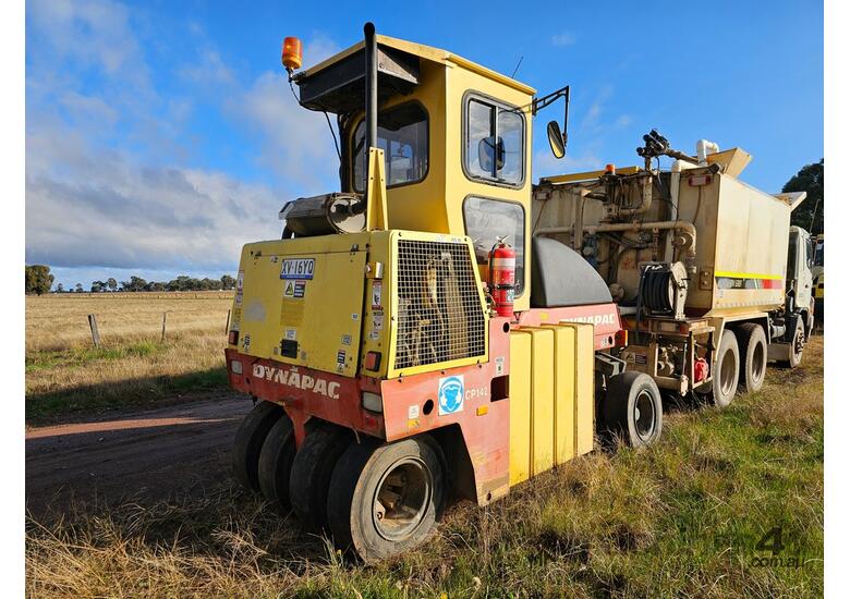caption 2008 DYNAPAC CP142 MULTI WHEEL ROLLER