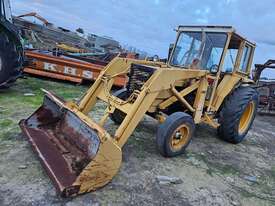 Renault Tractor with Front End Loader - picture0' - Click to enlarge