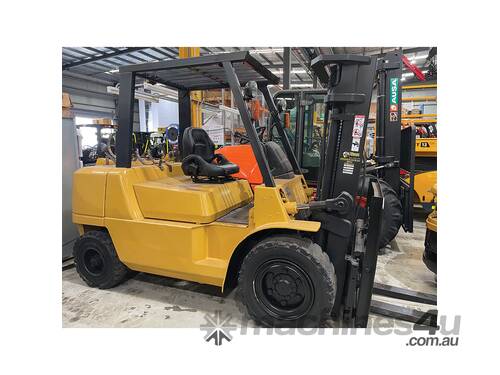 caption Used Nissan 4T Forklift F04G40HUT