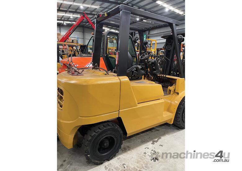 caption Used Nissan 4T Forklift F04G40HUT