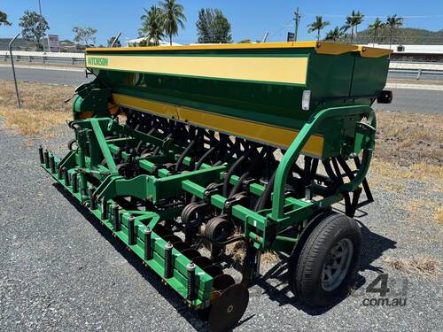 Aitchison 4128CT Seed Matic linkage planter