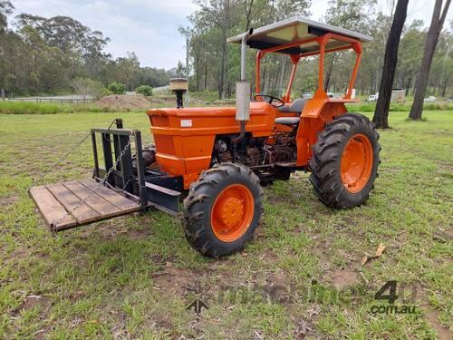 Tractor Fiat 480-8 DT 4X4 