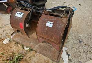 Skid Steer Bucket with Grab