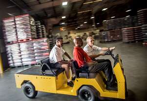 Conquest Titan XD-4 (4Passenger) Super Duty Industrial Burden Carrier Now with a 6-Year Warranty!