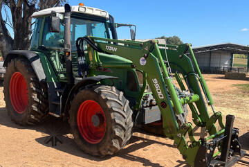 Fendt   714V FWA/4WD Tractor