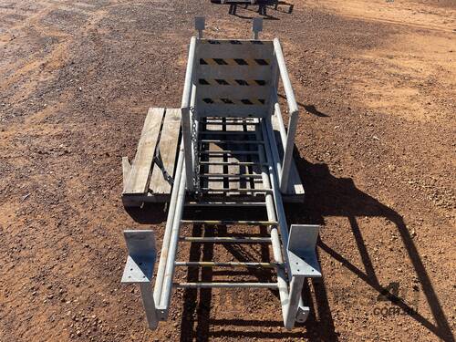 caption 1 x Galvanised Ladder and Platform.