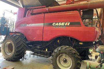 Case IH 2018   6130 HARVESTER