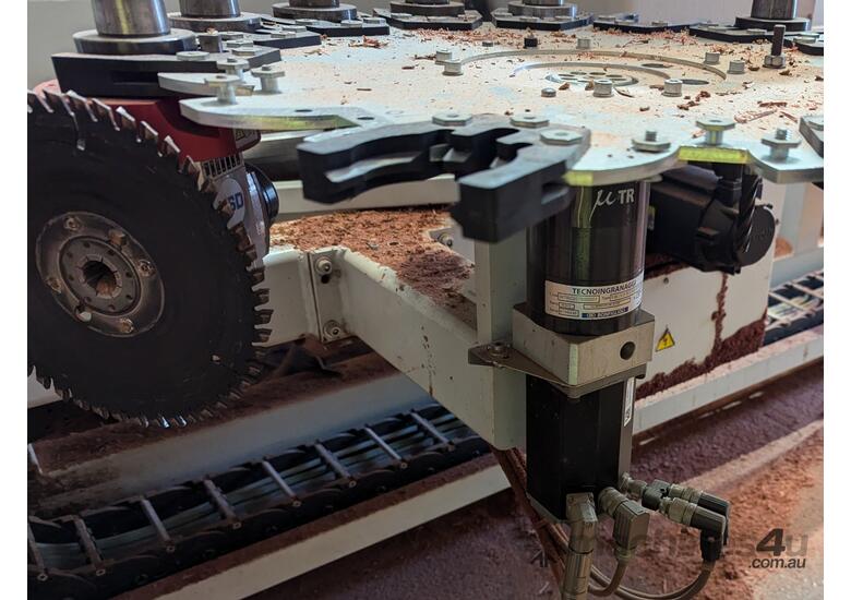 caption Used Masterwood CNC Router for Sale MW 15.38