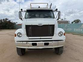 2007 STERLING LT7500 WATER TRUCK - picture0' - Click to enlarge