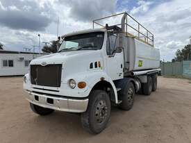 2007 STERLING LT7500 WATER TRUCK - picture1' - Click to enlarge