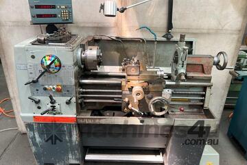 Colchester Master 2500 centre lathe with DRO and accessories