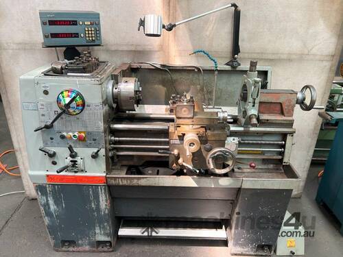 Colchester Master 2500 centre lathe with DRO and accessories