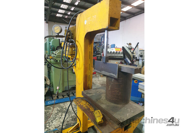 caption Enerpac Hydraulic C Frame Press