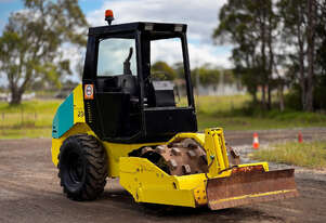 Ammann ASC30 Vibrating Roller Roller/Compacting