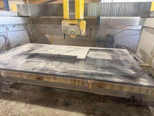 caption 5 Axis CNC Bridge Saw with Cut & Move Function