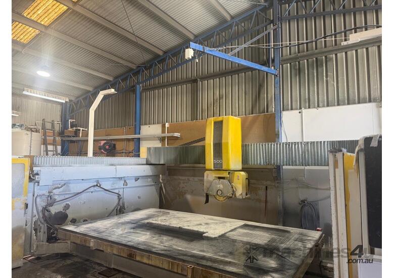caption 5 Axis CNC Bridge Saw with Cut & Move Function