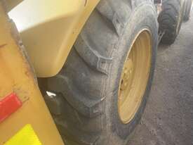 Caterpillar 432E Front End Loader/Backhoe - picture0' - Click to enlarge
