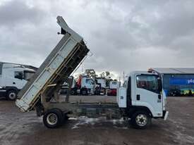2012 Isuzu FRR Tipper - picture2' - Click to enlarge