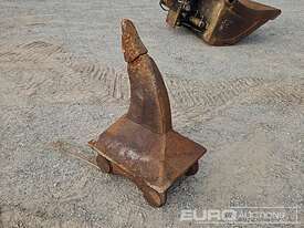 Oz OZ Ripper to suit 20t Excavator, Ears 300mm, Centres 480mm, Pins  - picture1' - Click to enlarge
