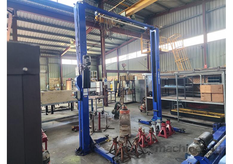 Vehicle Hoist 4000kg