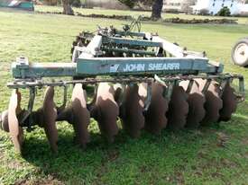 John Shearer 505 20 Plate Offset Discs - picture0' - Click to enlarge