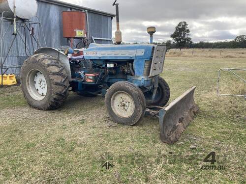 Ford 5000 Tractor