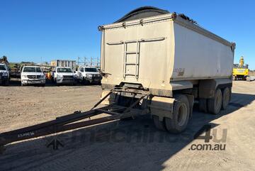 2007 Lusty EMS Tri Axle Tipping Dog Trailer 2007 Lusty EMS Tri Axle Tipping Dog Trailer