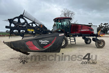 MacDon M1170 Windrowers Hay/Forage Equip