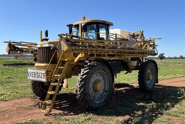 Rogator 2011   1194 SPRAYER Rogator 2011   1194 SPRAYER