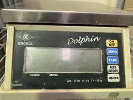 2 X Roband Sandwich Press & Scales - picture0' - Click to enlarge