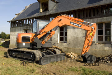 Doosan 8 ton Excavator DEVELON