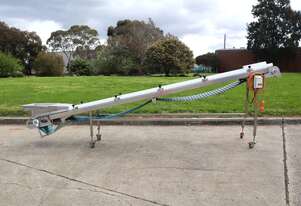 Stainless Steel Motorised Incline Belt Conveyor Side Guards Hopper - 1.375m High