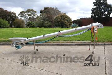 Stainless Steel Motorised Incline Belt Conveyor Side Guards Hopper - 1.375m High