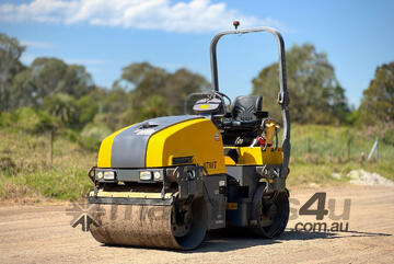 Dynapac CC1200 Vibrating Roller Roller/Compacting