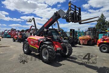 MANITOU - MLTX841. 8 METER LIFT HEIGHT, 4.1 TONNE LIFT CAPACITY TELEHANDLER