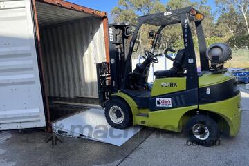 2.3mx1.8m-8Tonne Container Loading Ramp