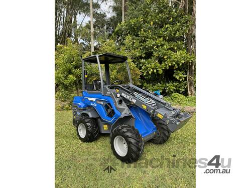 mini loader articulated